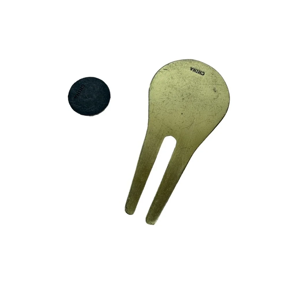 PGA Partners Club Divot and Golf Ball Marker Set‎